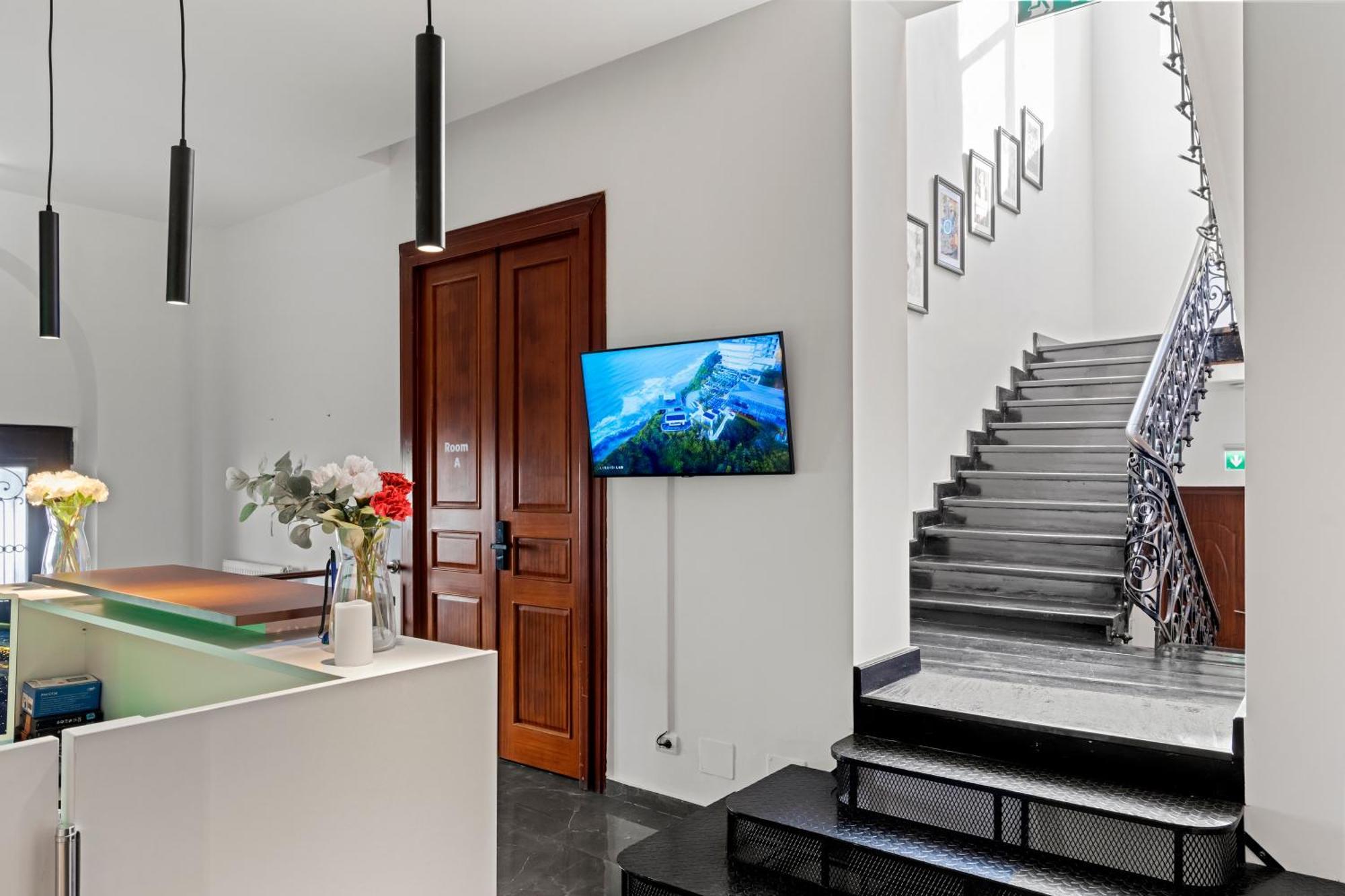 Nest Boutique Hostel บูคาเรสต์ ภายนอก รูปภาพ