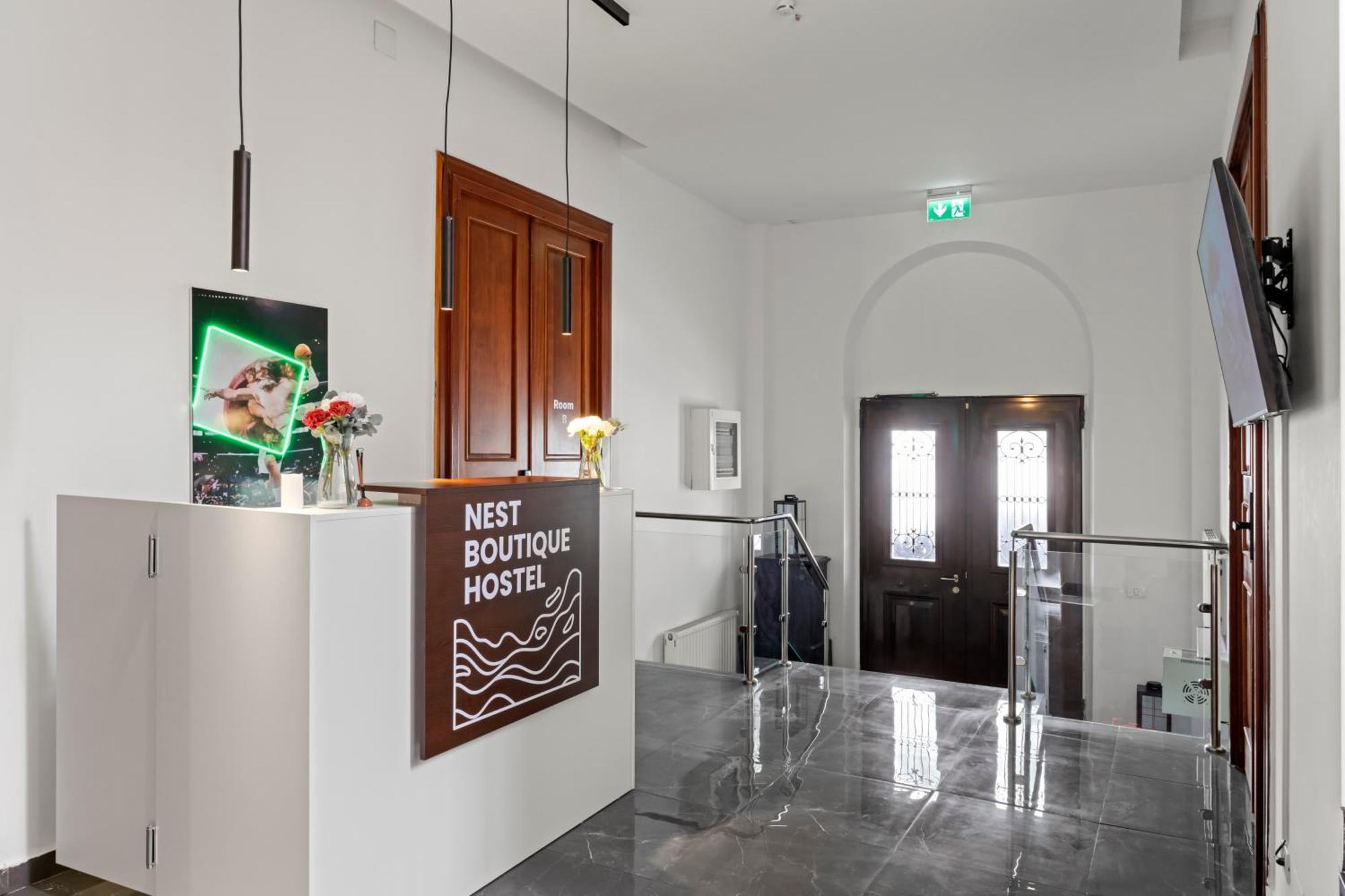 Nest Boutique Hostel บูคาเรสต์ ภายนอก รูปภาพ