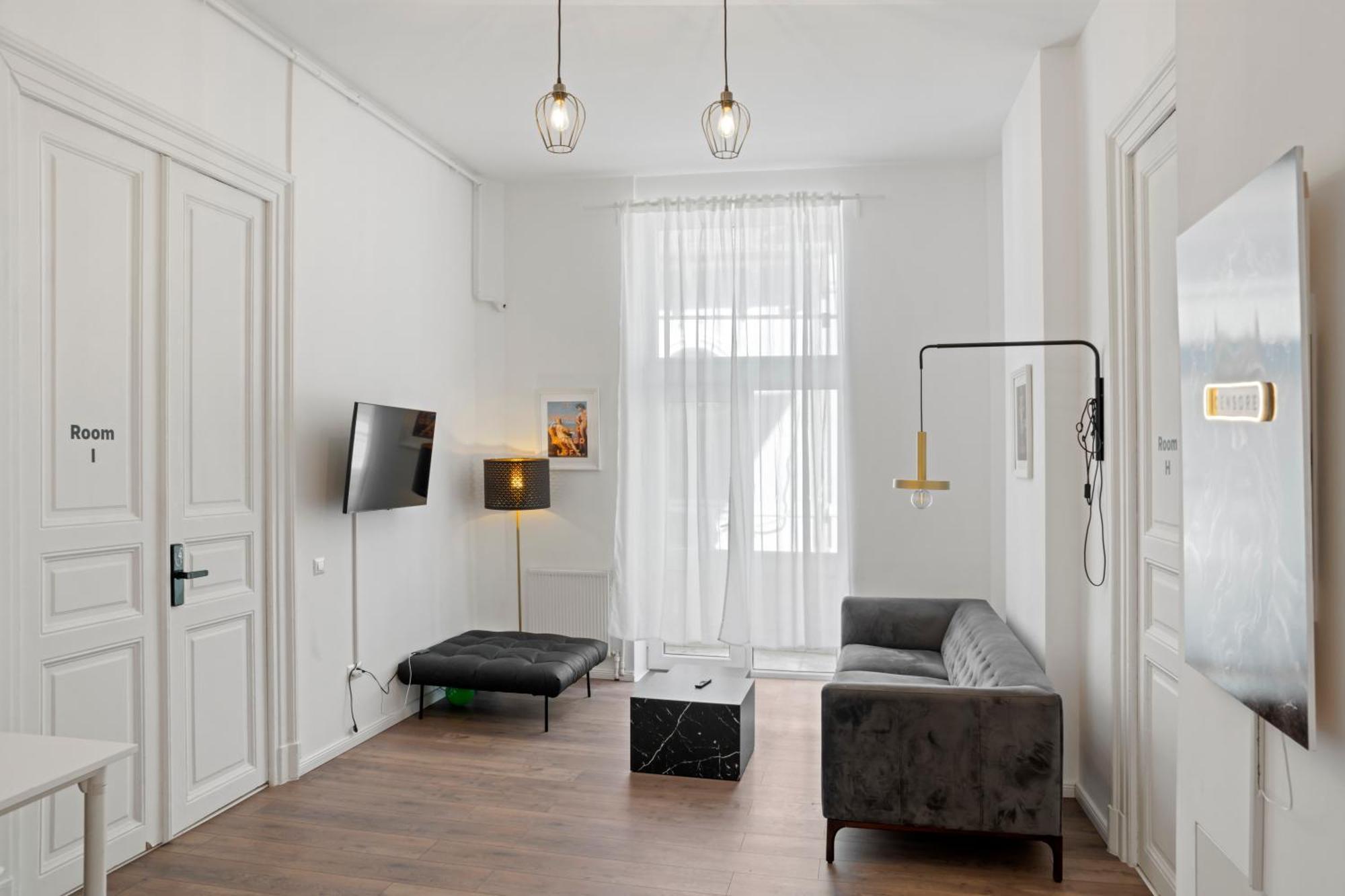 Nest Boutique Hostel บูคาเรสต์ ภายนอก รูปภาพ