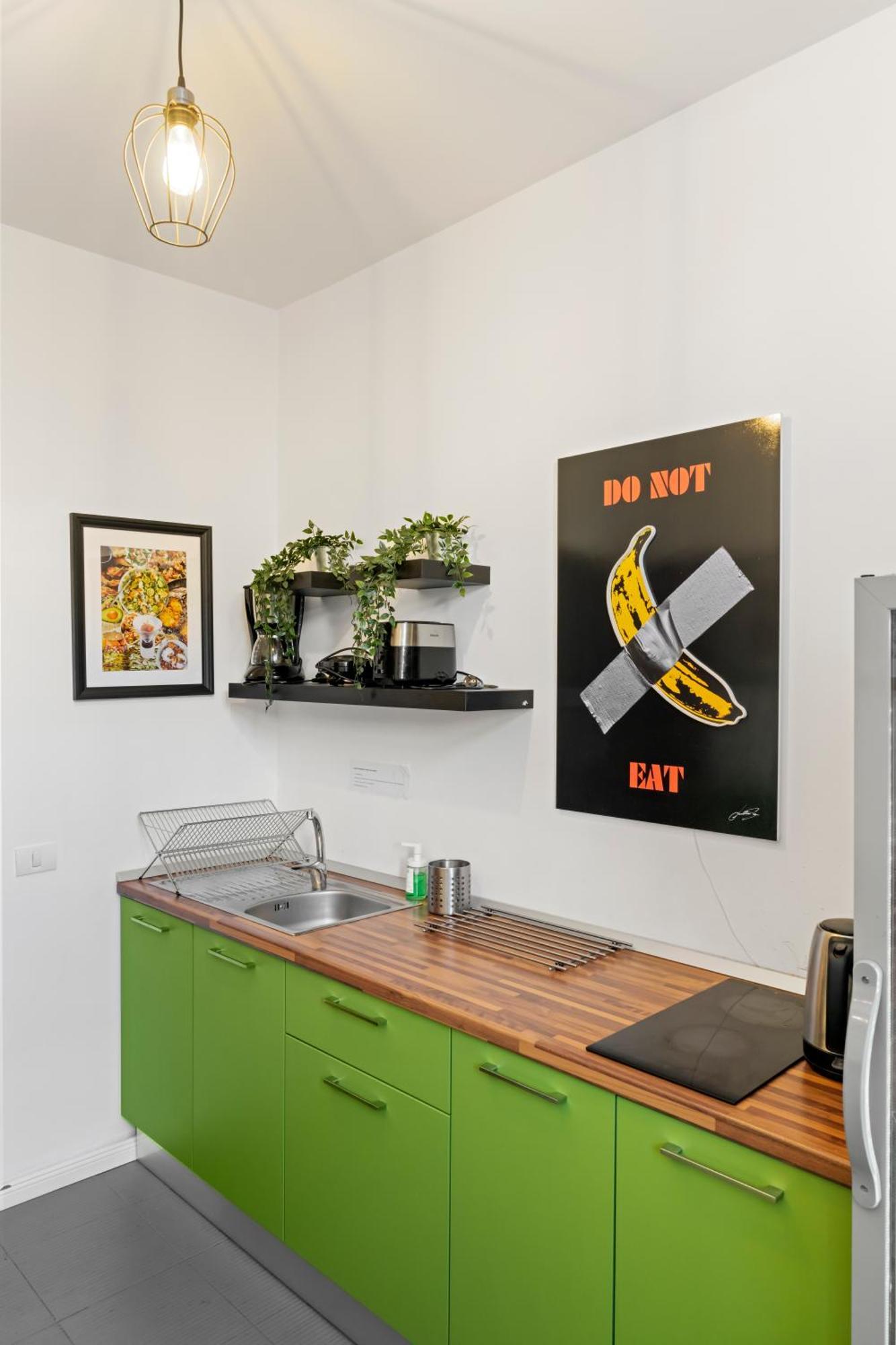 Nest Boutique Hostel บูคาเรสต์ ภายนอก รูปภาพ
